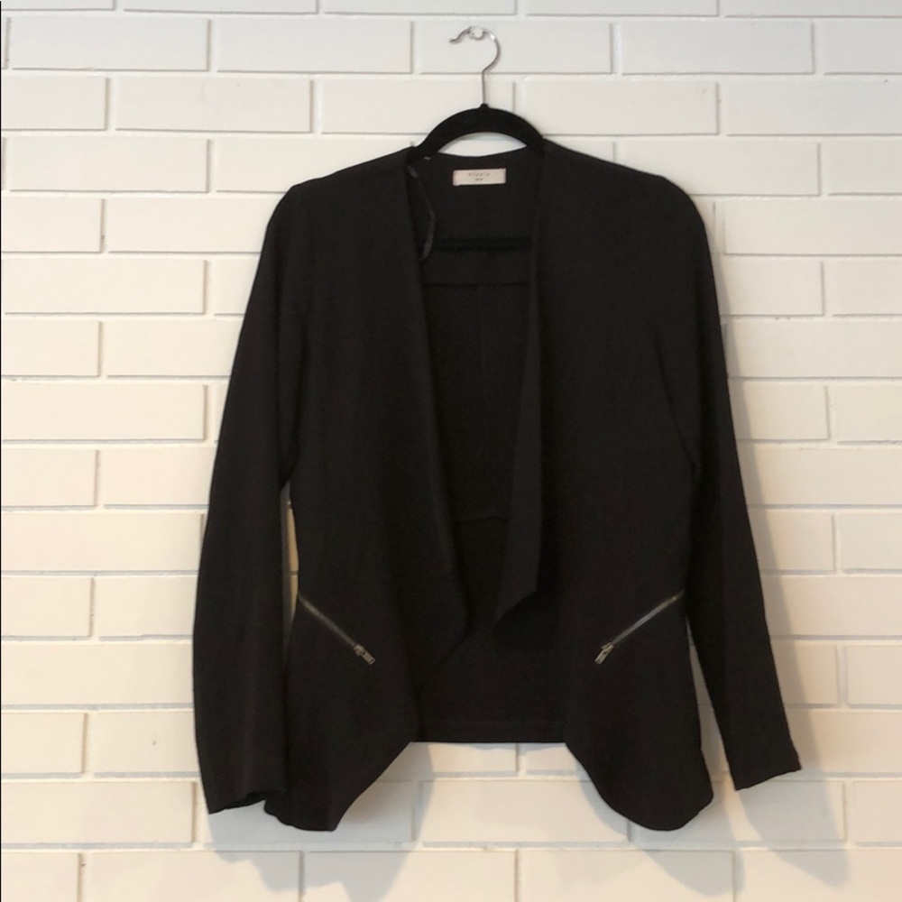 🦊 4/20- Elodie waterfall soft waterfall blazer